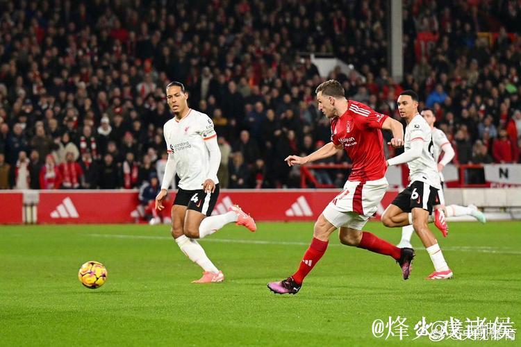 泽林斯基：对阵利物浦需全力以赴，我们必须拿出表现